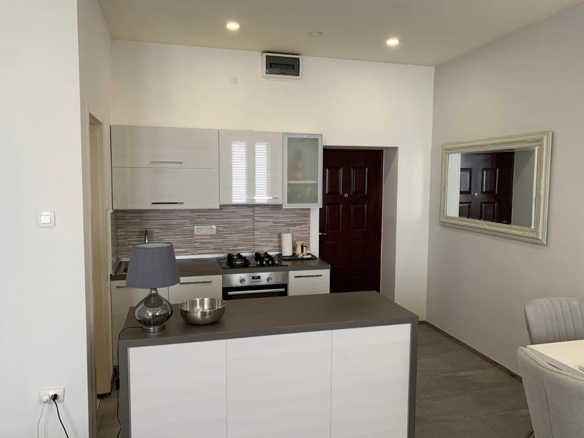 Zara City Apartments Экстерьер фото
